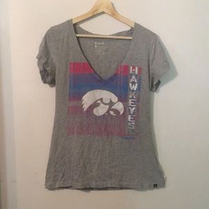 🌟🌟Hurley Hawkeyes V-Neck Tee🌟🌟
